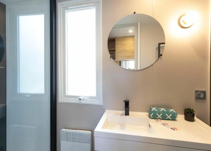 Parque de Campismo Playa Del Sol 6p 3bdrms 2bthrms